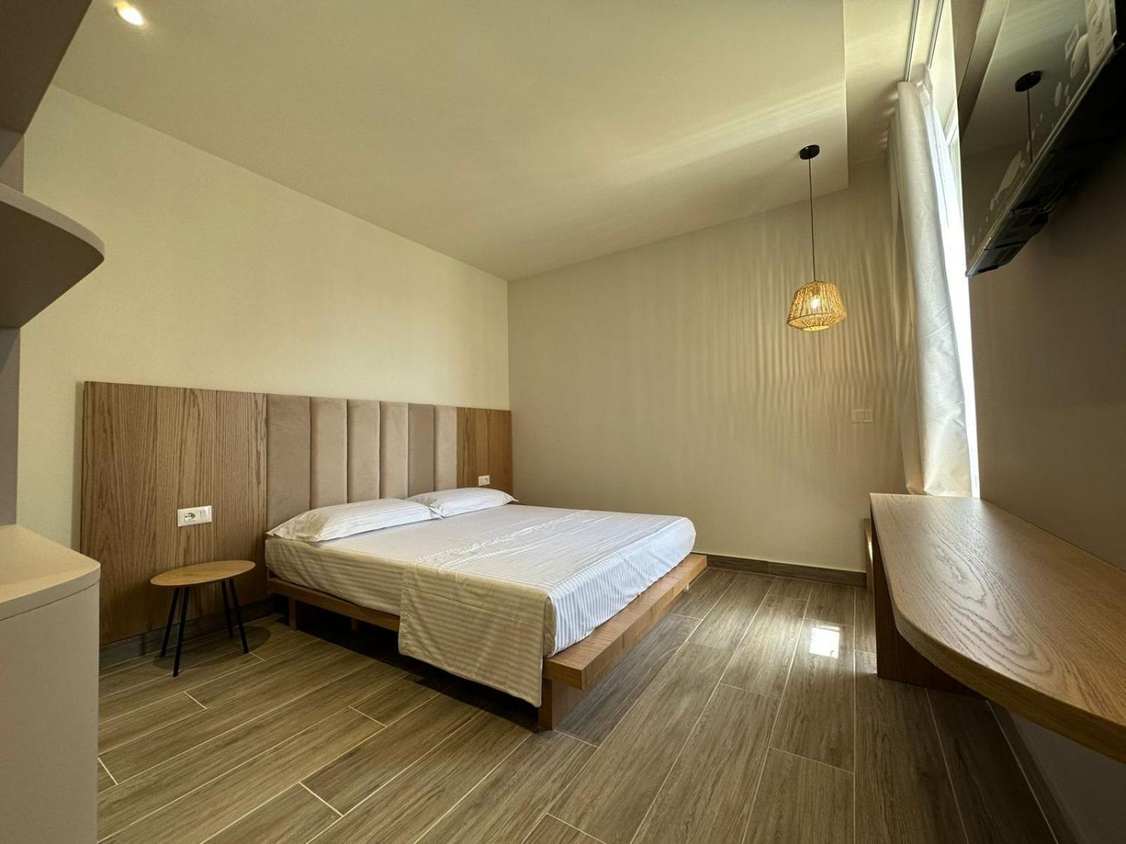 Oni Rooms Saranda מראה חיצוני תמונה