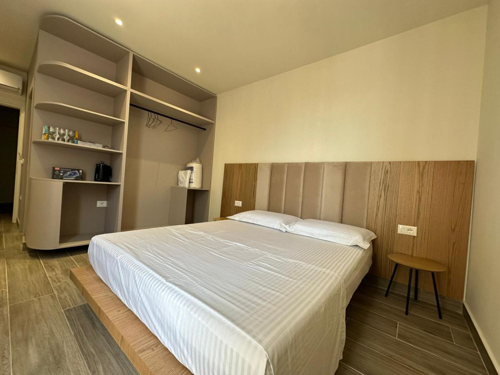 Oni Rooms Saranda מראה חיצוני תמונה